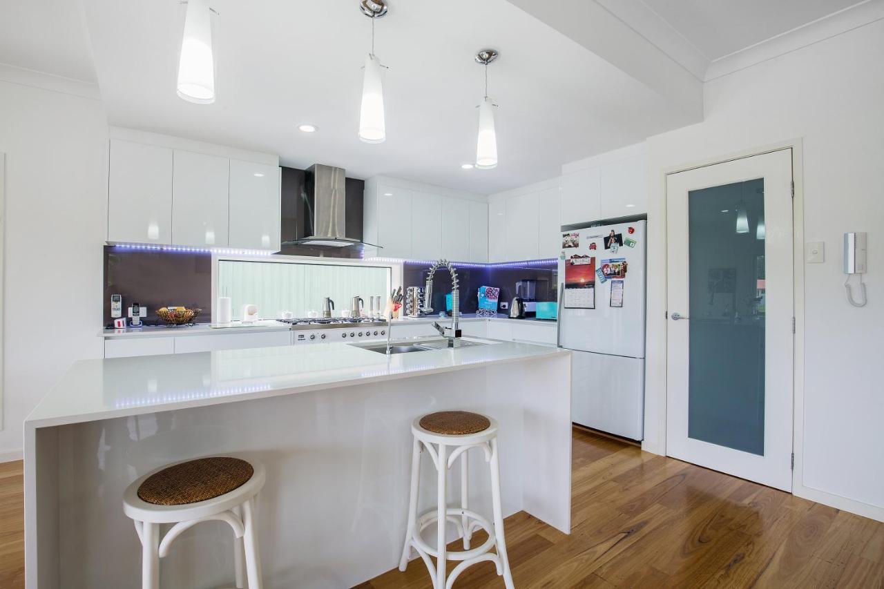 Guest house 5 Star Water Front Luxury, Ava Gold Coast